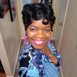 Meet your Posher, Katrina